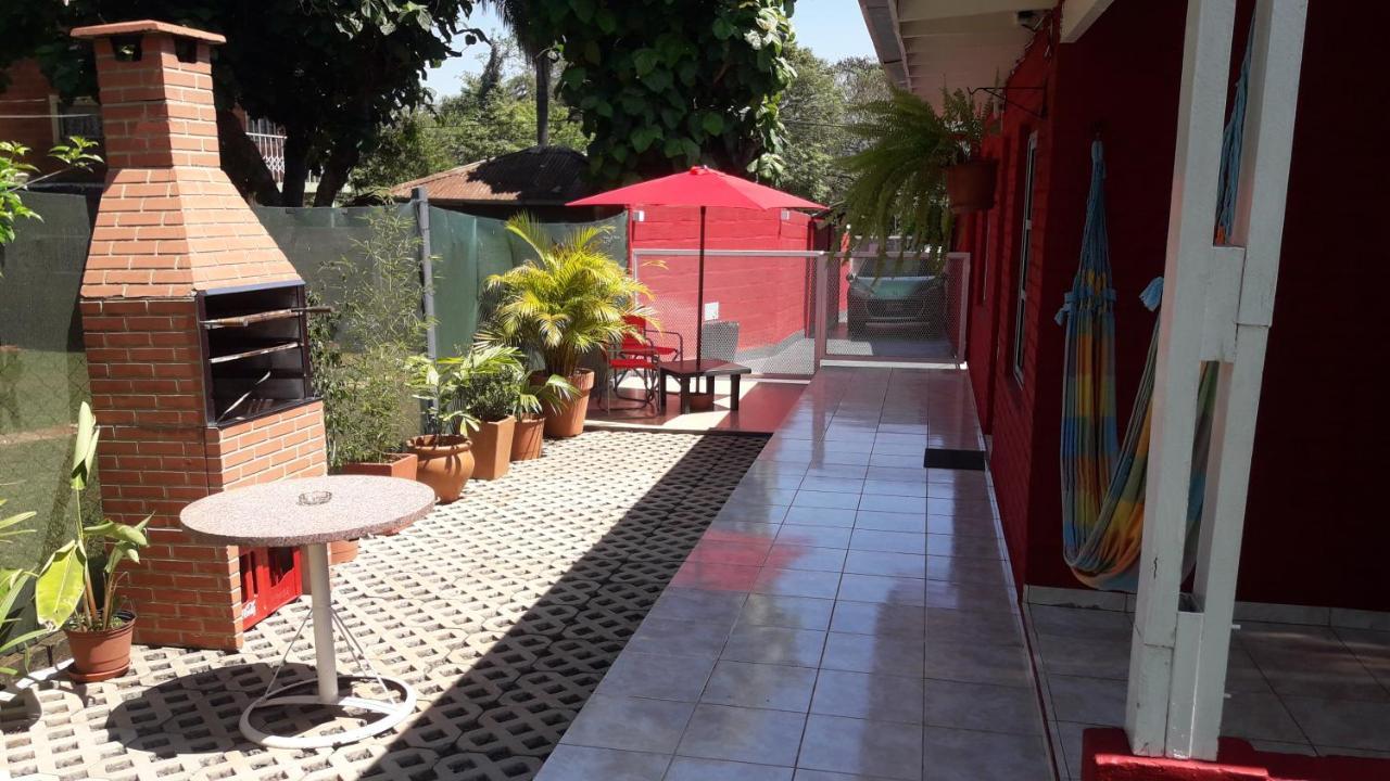 En Familia Villa Puerto Iguazú Buitenkant foto