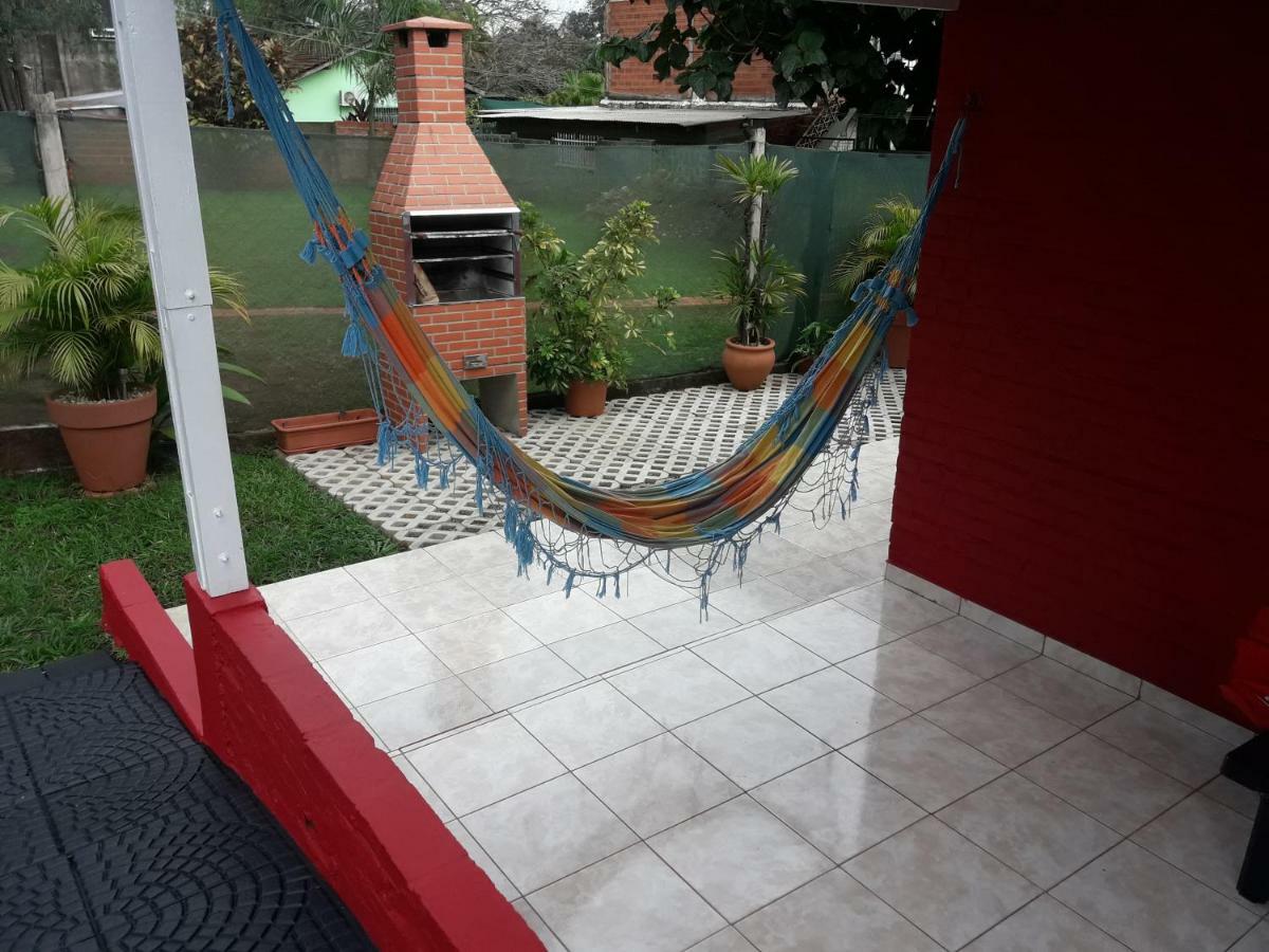 En Familia Villa Puerto Iguazú Buitenkant foto